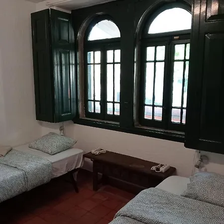 House Sao Pedro Hostel São Pedro do Estoril